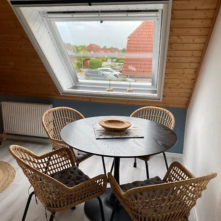 Kuestenliebe Nessmersiel Mit Balkon Incl Bettwaesche Dornum