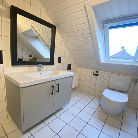 Apartment Nessmersiel, Mit Balkon In Deichnaehe, Wallbox, Renoviert
