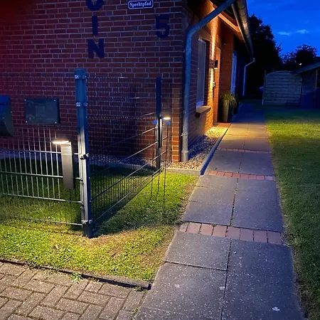 Apartment Nessmersiel, Mit Balkon In Deichnaehe, Wallbox, Renoviert *